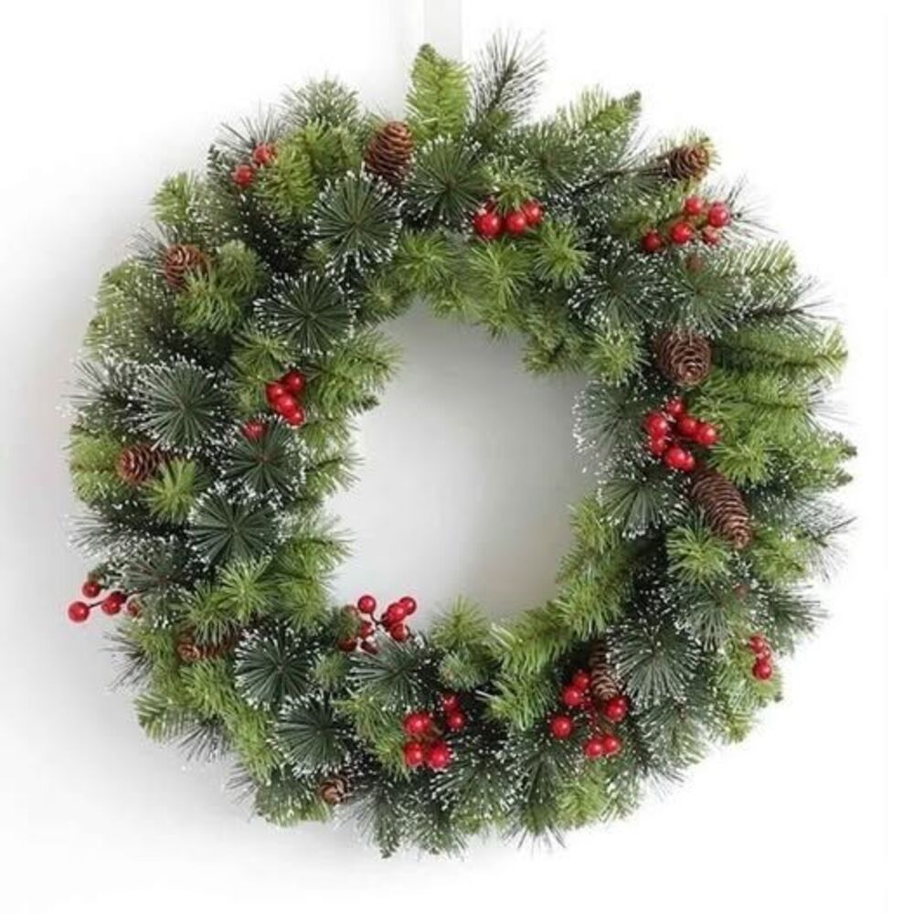 Christmas Wreath with Berries 17" NEW